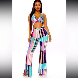 FashionNova- Multicolored, cut out, open back, halter jumpsuit, Size S
